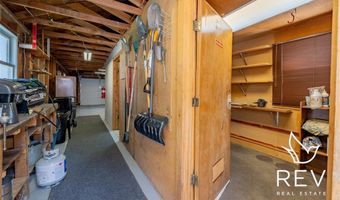 1911 Beck Ave, Cody, WY 82414