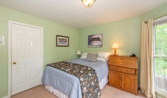 1 Victoria Pines Ln, Andover, NJ 07848