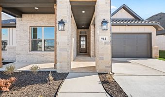 914 Highlands Ave, Aledo, TX 76008