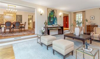 6 Searles Rd, Darien, CT 06820