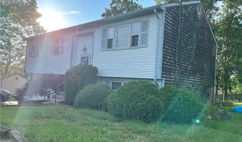 20 Camelia Dr, Cranston, RI 02920