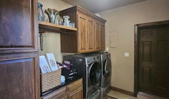 1313 Doepp Dr, Carlsbad, NM 88220