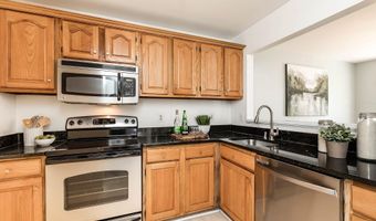 12051 GATEWATER Dr, Potomac, MD 20854
