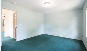 5015 Charmian Dr, Santa Rosa, CA 95409