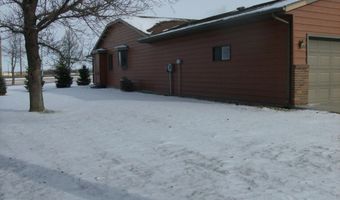 2717 Railroad Cir, Aberdeen, SD 57401