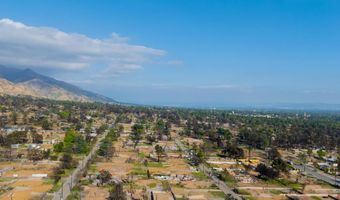 70 W Palm St, Altadena, CA 91001