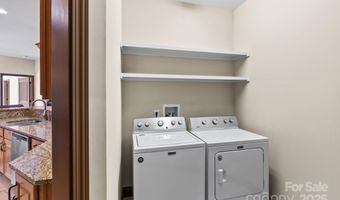 4 Pacifico Dr, Asheville, NC 28806