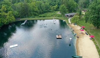 150 Greenbriar Dr, Aurora, OH 44202