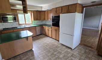 144 W Cobble Hill Rd, Barre, VT 05641