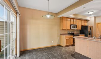 2229 3rd Ave SW, Altoona, IA 50009