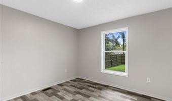 1220 N Third St, Austin, IN 47102