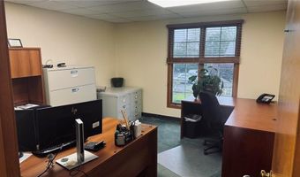 33 College Hill Rd 10, Warwick, RI 02886