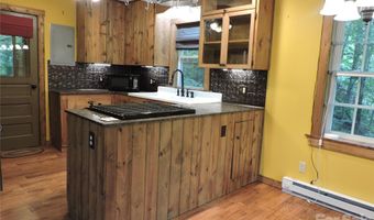 963 Melton Branch Rd, Bakersville, NC 28705