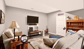 1555 Connemara Rd, Indianapolis, IN 46217