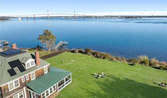 41 Walcott Ave, Jamestown, RI 02835