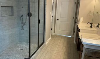 12097 BROOKS Vlg, Arlington, TN 38002