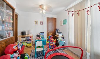 2325 N BALLARD Rd, Appleton, WI 54911