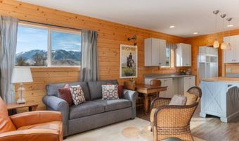 52 Rd 8 UC, Clark, WY 82435