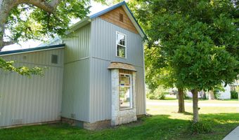 101 W College St, Ash Grove, MO 65604