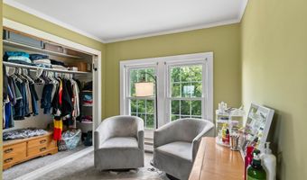 202 Steadwell Rd, Amsterdam, NY 12010