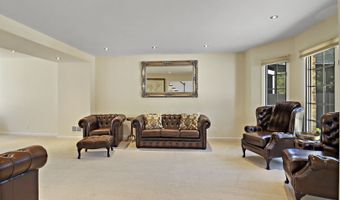 765 N Central Ave, Addison, IL 60101
