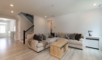 2300 Kingscup Ct, Apex, NC 27502