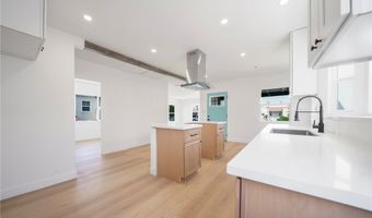 805 S Poinsettia Ave, Compton, CA 90221