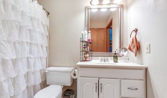 8 Westover Ct, Madison, WI 53719