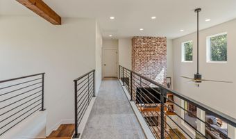 3009 Pine Hill Dr, Benton, AR 72019