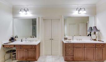 10853 Enclave Ln, Alpharetta, GA 30022