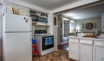 352 Coles Point Rd, Batesville, MS 38606