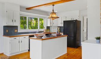 9350 Walker Rd, Belgrade, MT 59714