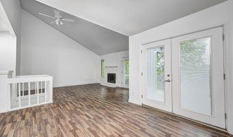 5097 Vantage Point Rd B 2, Avon, IN 46123