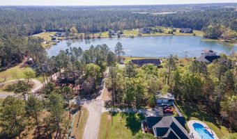110 Lake Ridge Dr, Baxley, GA 31513