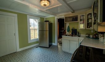 215 Bristol Ave, Andrews, NC 28901