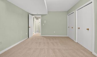 9209 VENDOME Dr, Bethesda, MD 20817