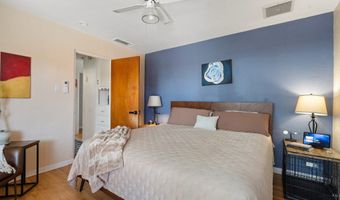 903 Manzano St NE, Albuquerque, NM 87110