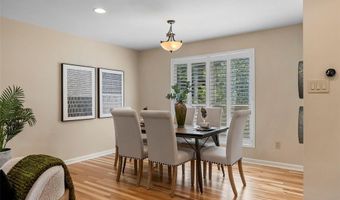 2561 Hidden Meadow Ln, Ballwin, MO 63021