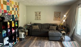 2213 Holden Dr, Anderson, IN 46012