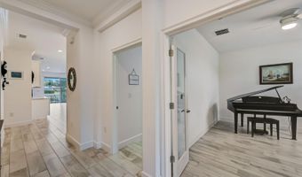 5413 WISHING ARCH Dr, Apollo Beach, FL 33572