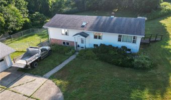 8238 Center Rd, Ashtabula, OH 44004