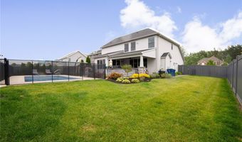 132 Boxelder Ln, Amherst, NY 14228