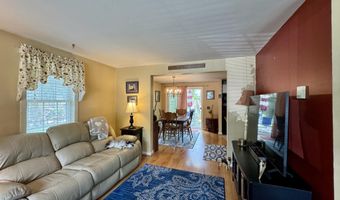 80 Baldwin Dr, Bangor, ME 04401