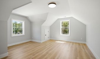 125 Pennsylvania Ave, Barnegat, NJ 08005