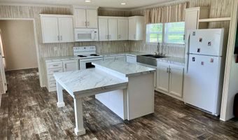 14471 Quinn Rd, Athens, AL 35611