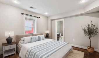 1239 SIMMS Pl NE 1, Washington, DC 20002