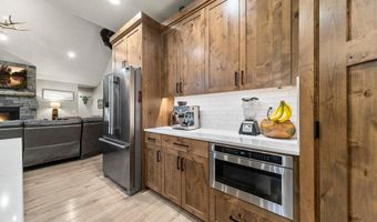 29131 N Hindman St, Athol, ID 83801