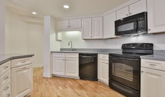 65 Hawthorne Dr 115, Bedford, NH 03110