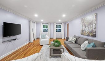 33 Old Village Rd, Acton, MA 01720