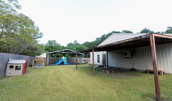 890 Vee St, Biloxi, MS 39532